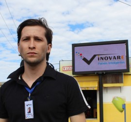Foto do Proprietário e do Painel
